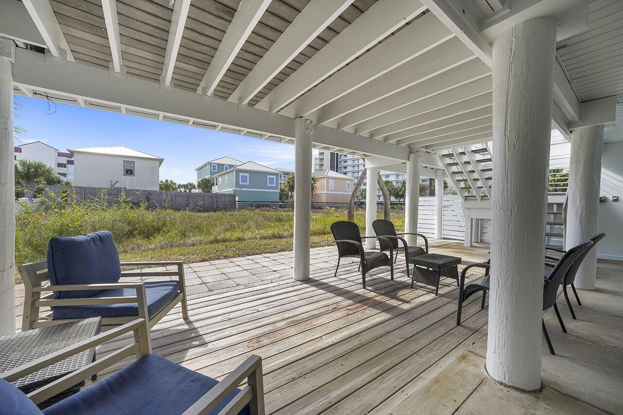 SNOW DRIFT BEACH - Residential