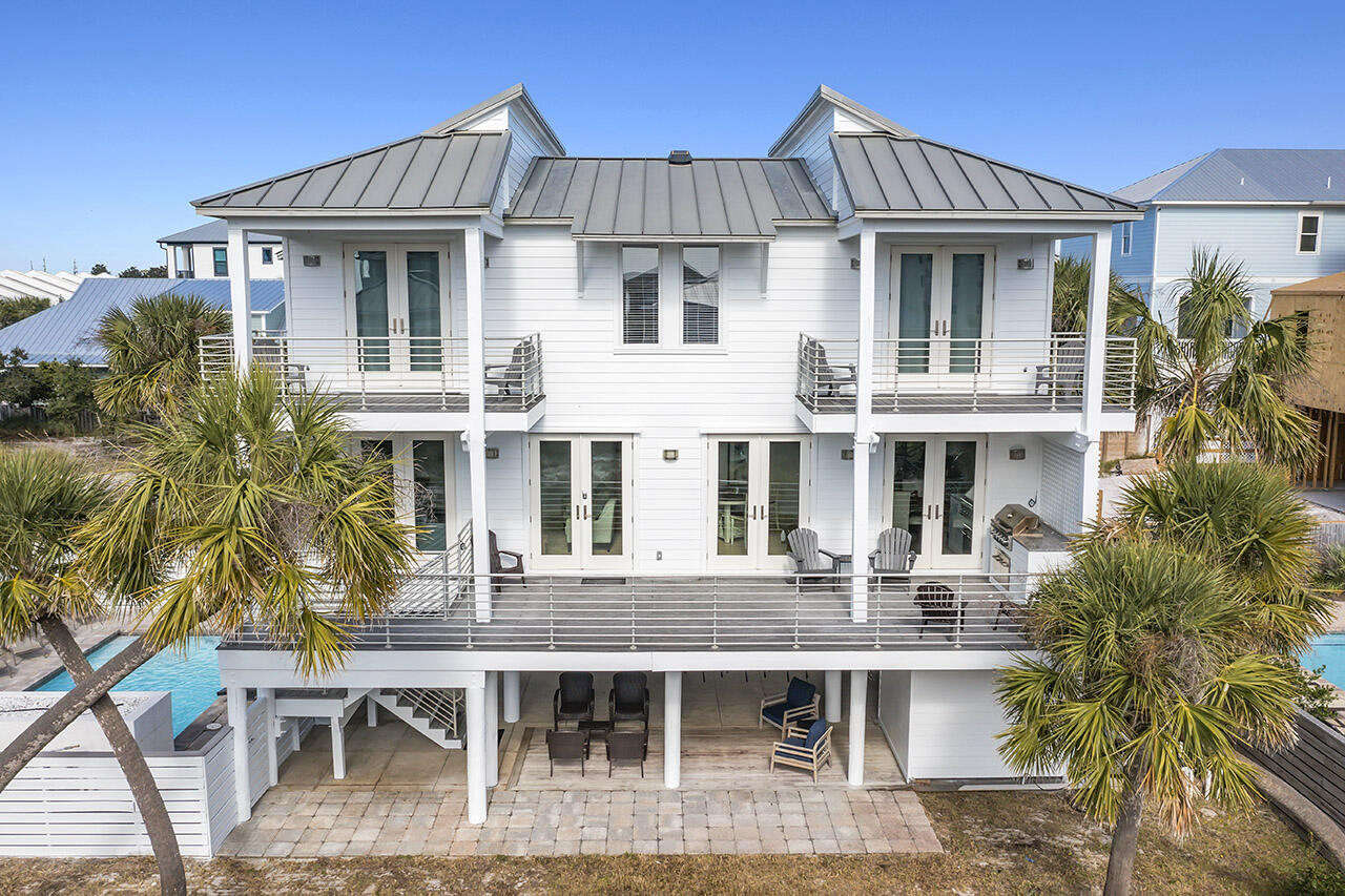 SNOW DRIFT BEACH - Residential