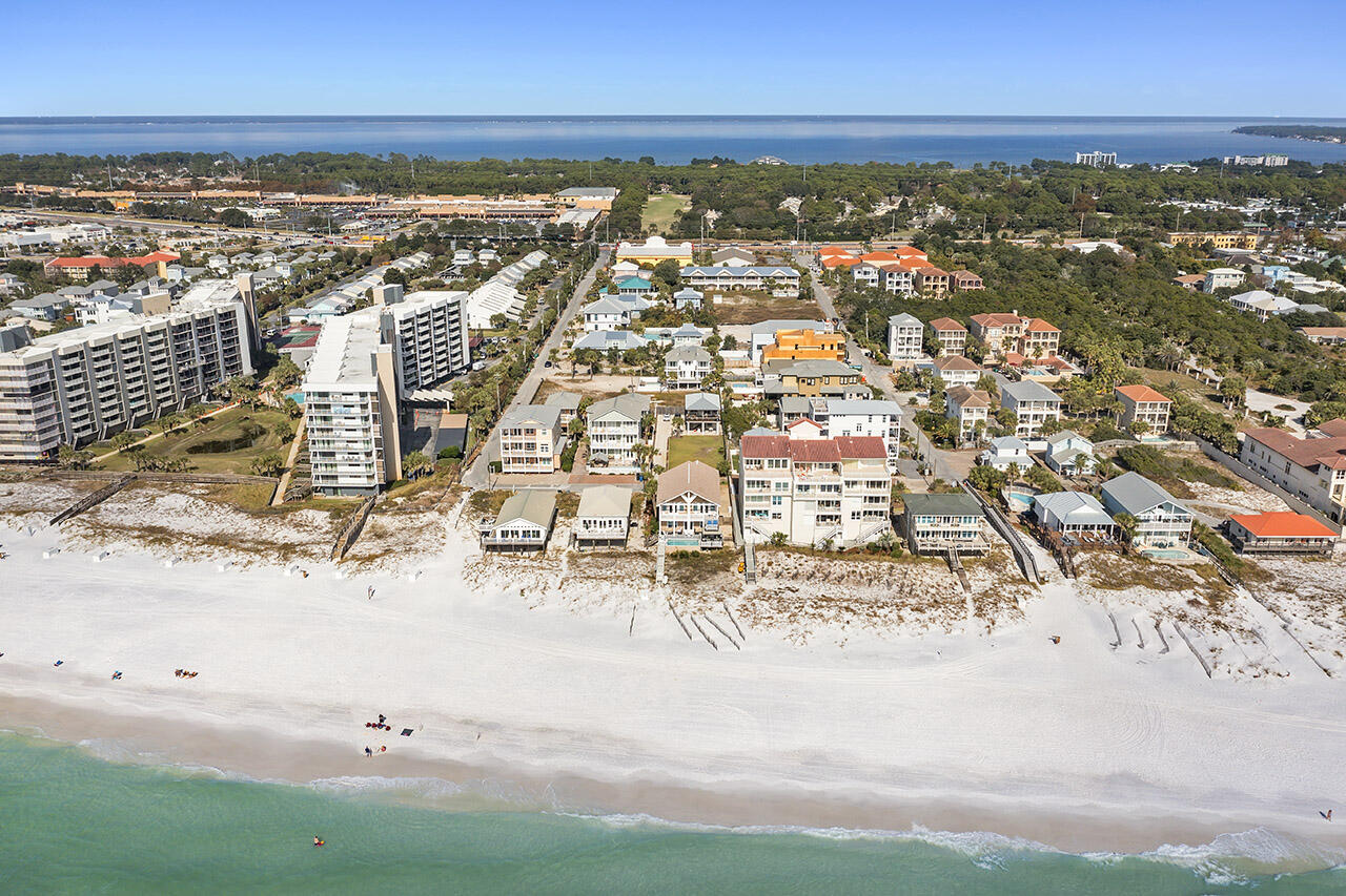 SNOW DRIFT BEACH - Residential
