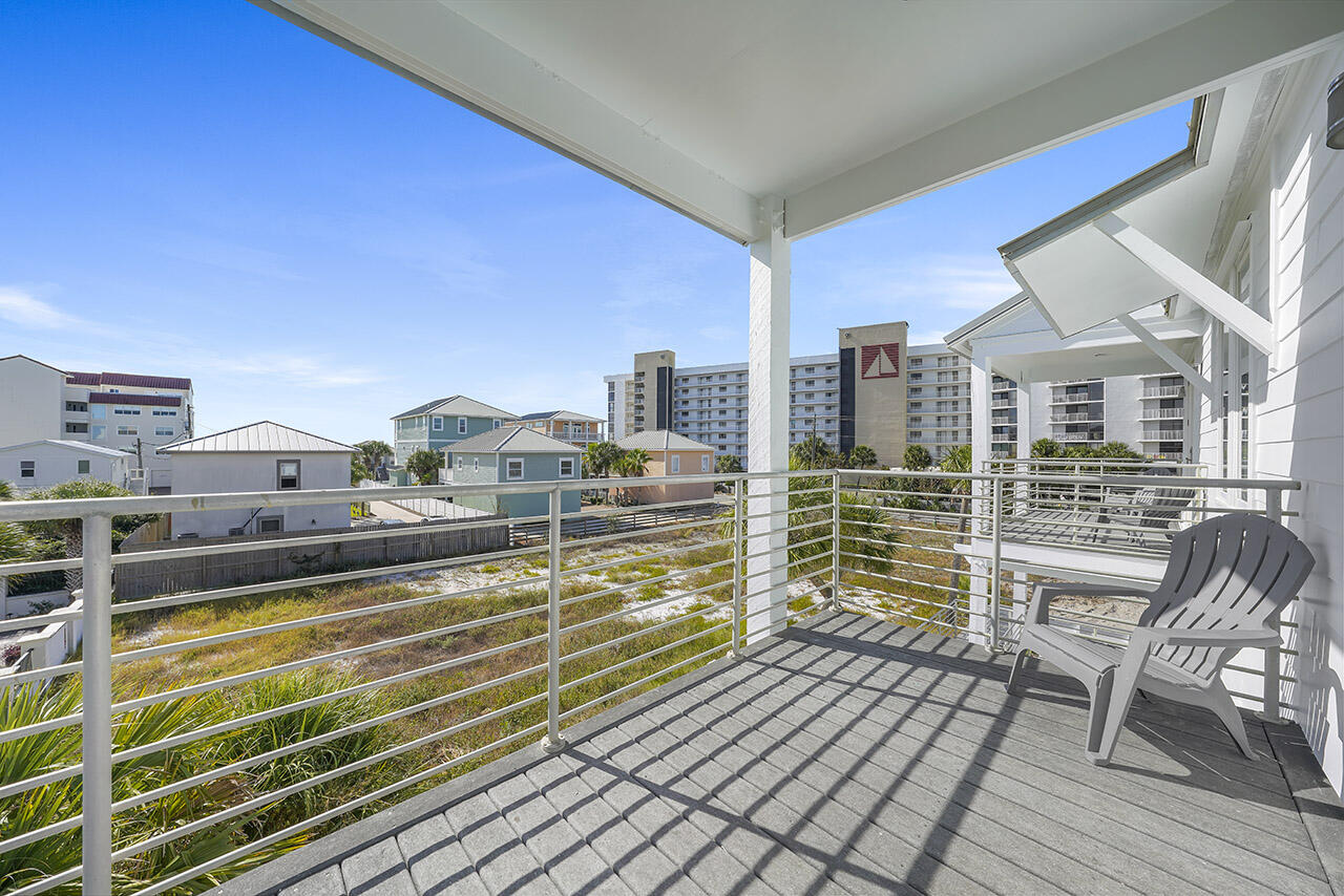 SNOW DRIFT BEACH - Residential