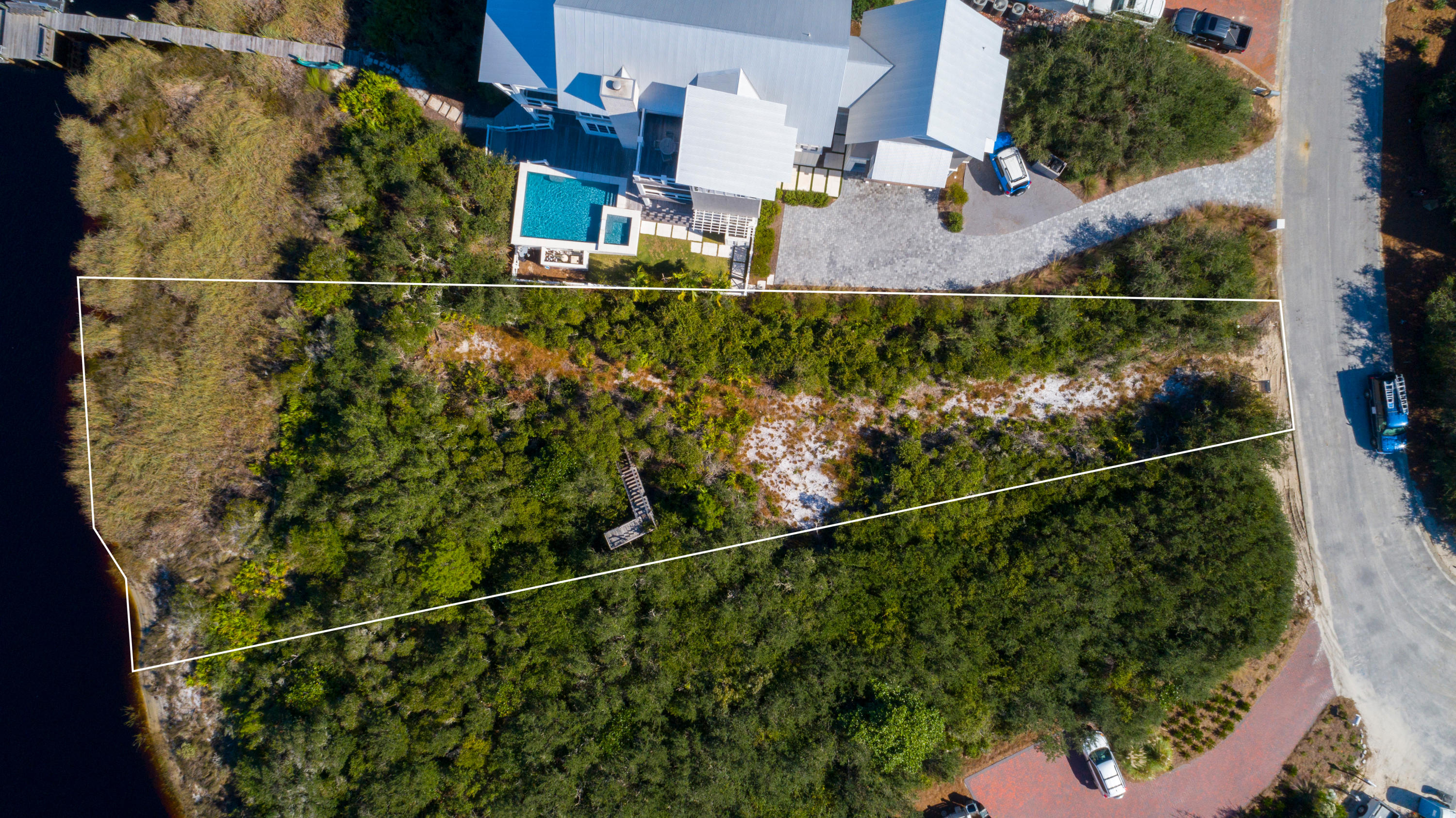CAMP CREEK POINT - Land