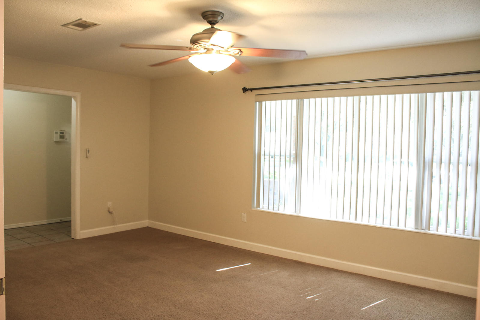 COUNTRY CLUB ESTATES 1ST ADDN - Residential
