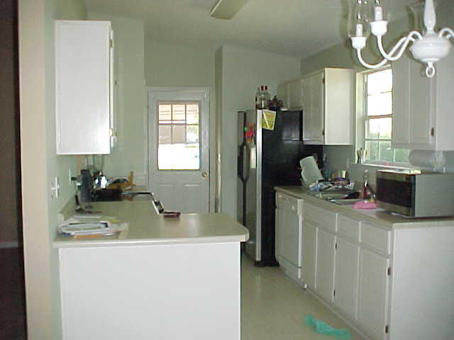 CRESTVIEW - Residential Lease