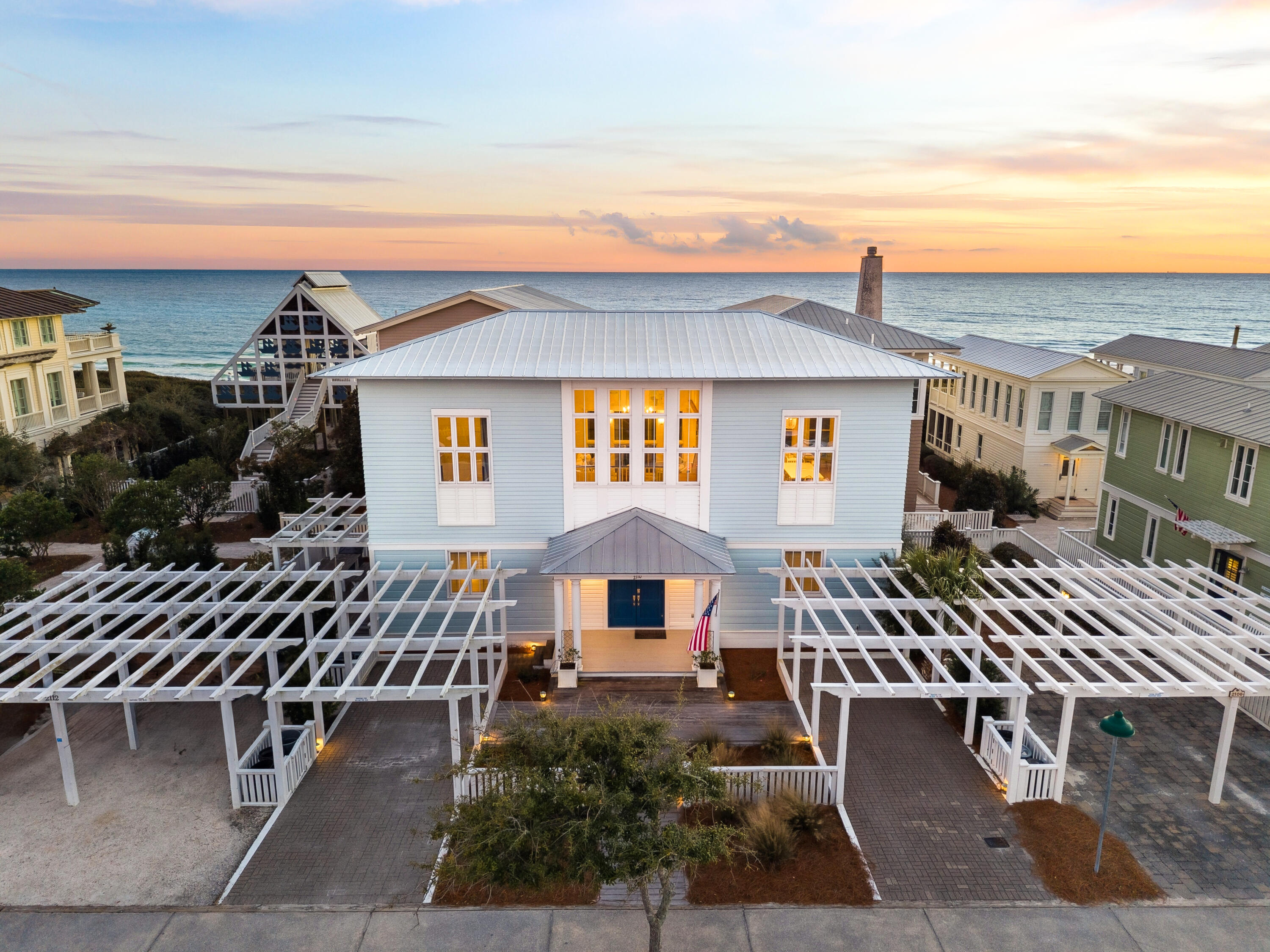 SEASIDE 11 - Residential