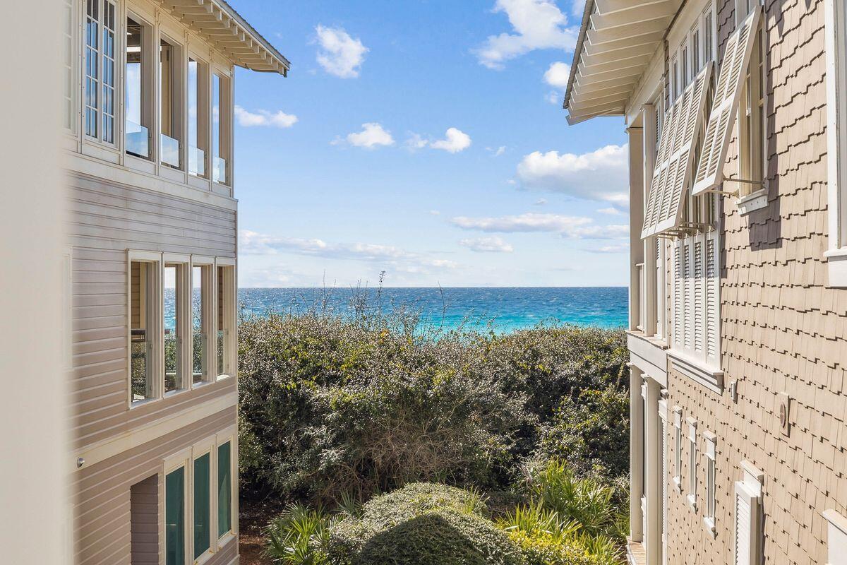 SEASIDE 11 - Residential