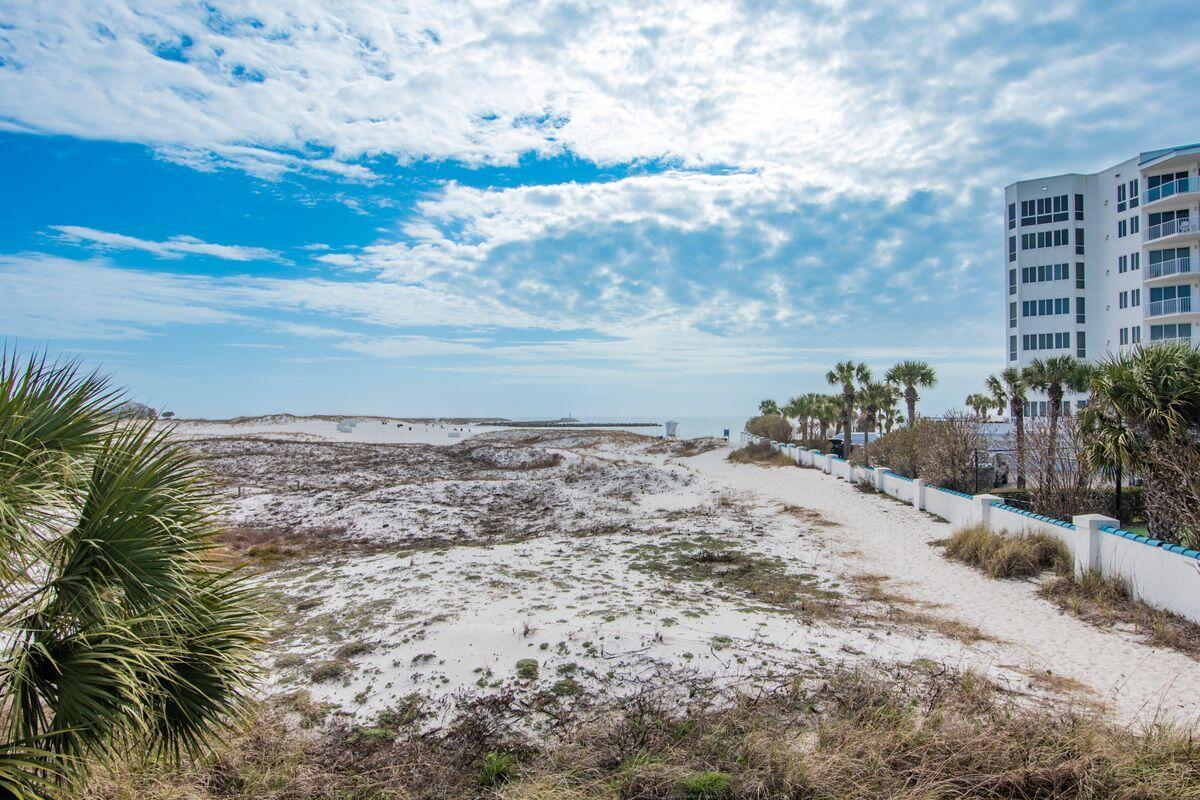 HOLIDAY ISLE - Residential