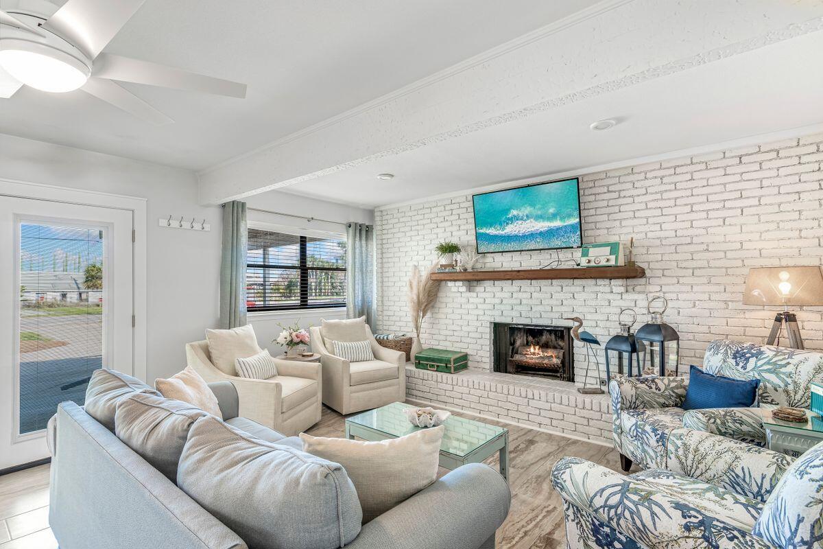 HOLIDAY ISLE - Residential