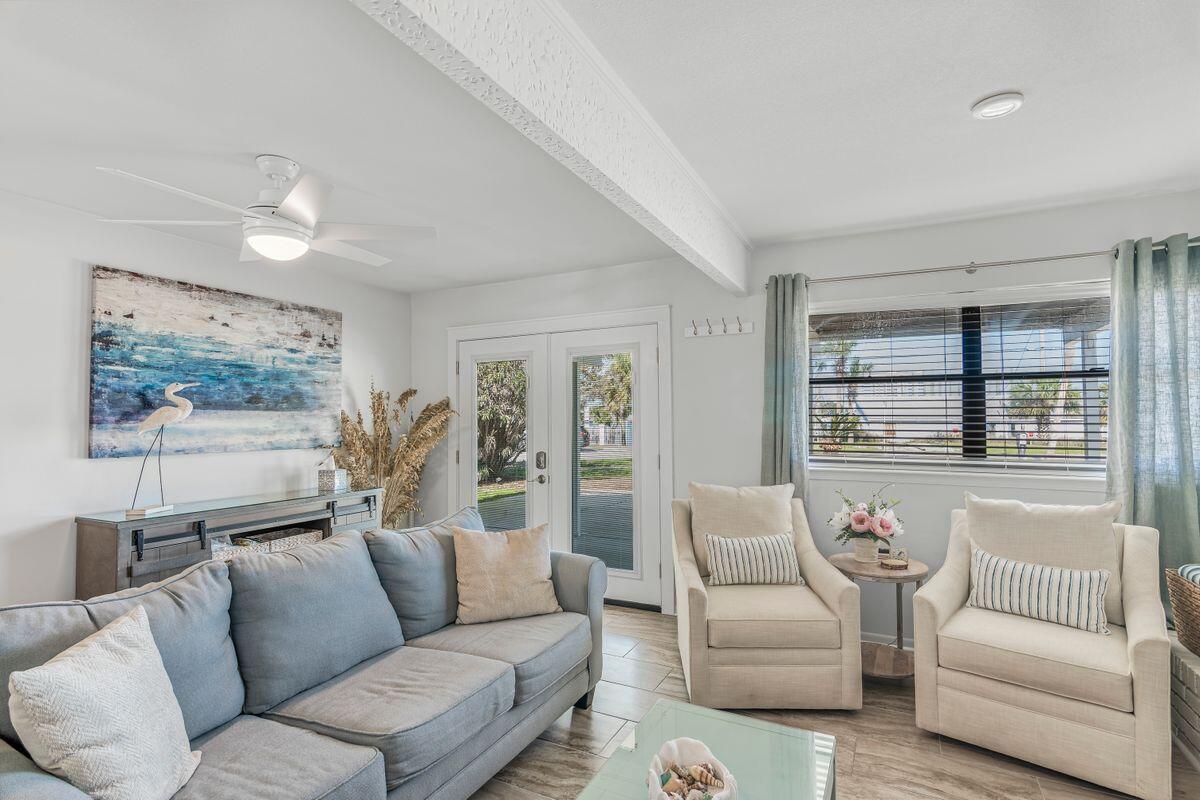 HOLIDAY ISLE - Residential