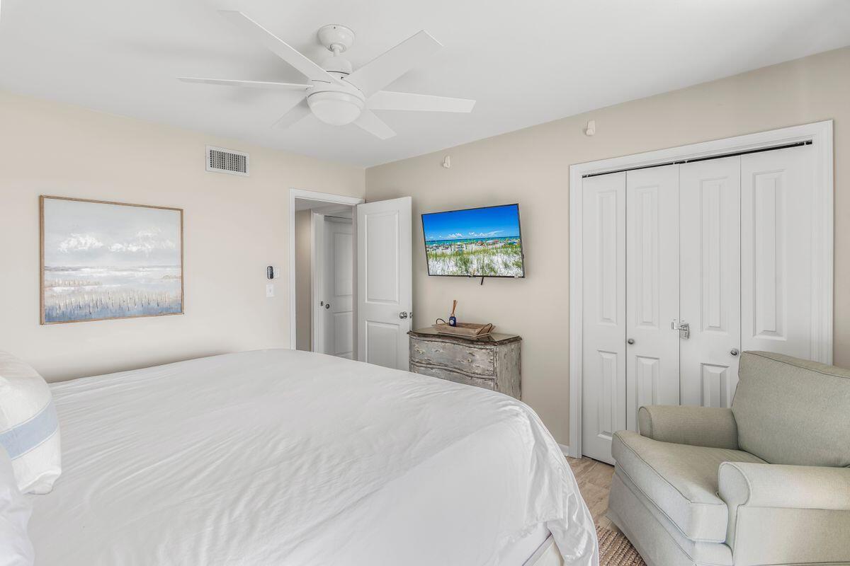 HOLIDAY ISLE - Residential
