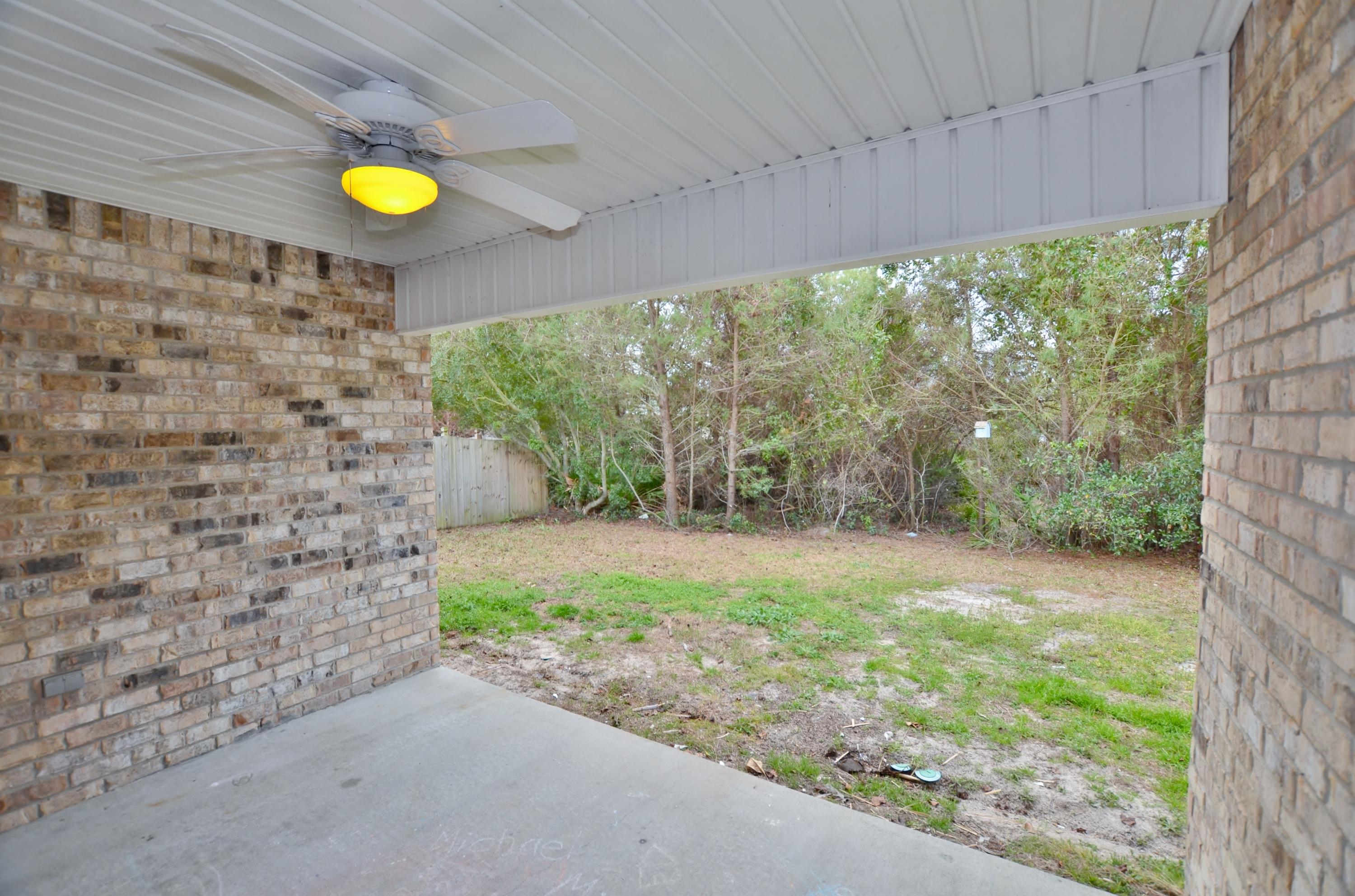 PARADISE RETREAT - Residential Lease