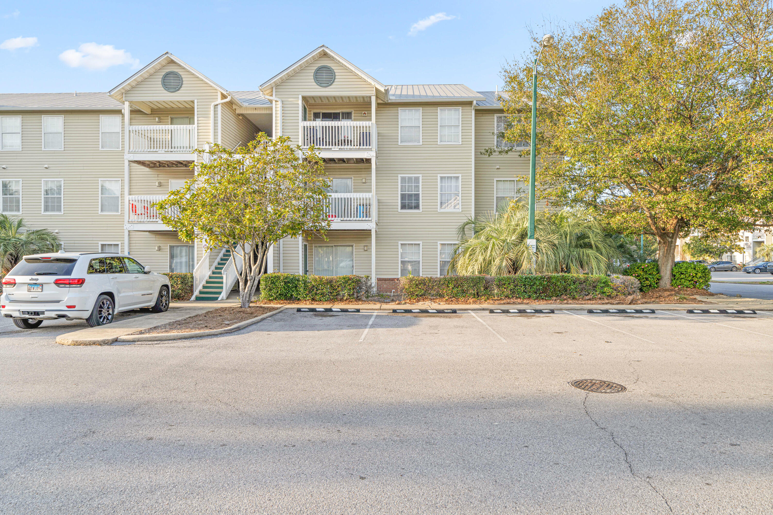 Lowest Priced 3rd Floor 2 bed / 2 bath, move in ready unit is Now Available at Indian Lake in Destin!  Enjoy resort-style living with community pool, fitness center & clubhouse.  Unit features a full kitchen, comfortable living area, and private balcony + storage closet. The Destin Dog Park is across the street and a short walk to Morgans Sport Center, the beach, shopping and Walmart. There is plenty of open parking plus parking for your Boat/Jet skis, etc. The complex is PET FRIENDLY.  Grounds keeping, exterior maintenance, cable TV & trash pick up are included in HOA.  Current tenant in place on month to month lease at $1750 per month. This unit is very clean and would be a great place to call home or as an investment! Call today for your tour!