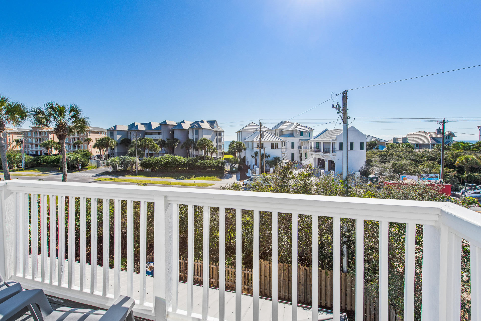 TRANQUIL SHORES - Residential