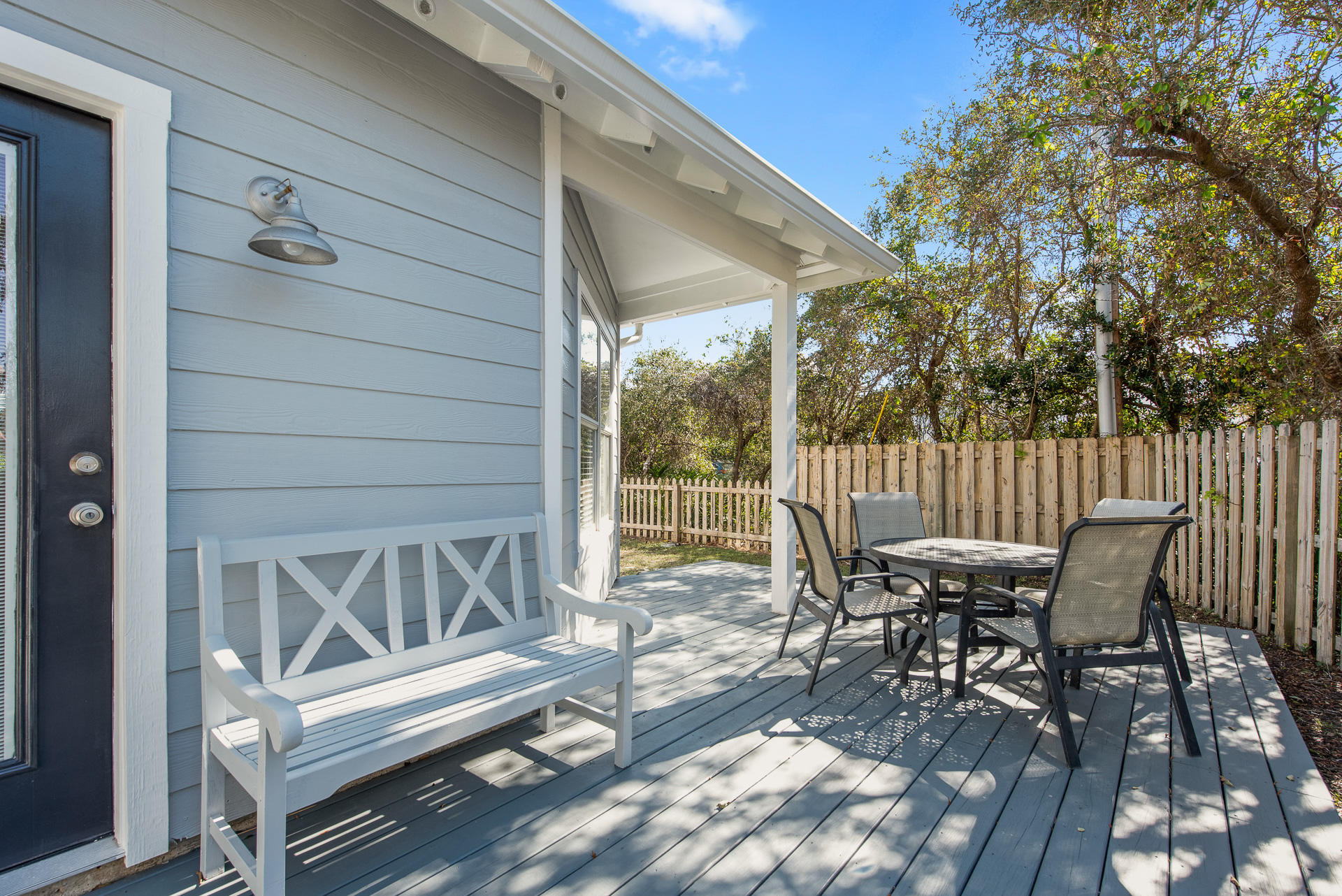 TRANQUIL SHORES - Residential
