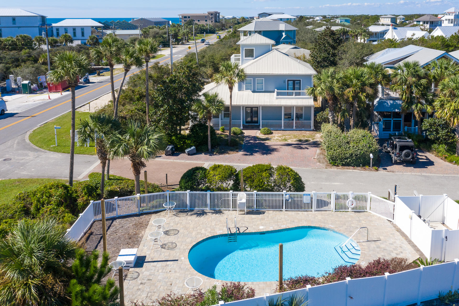 TRANQUIL SHORES - Residential