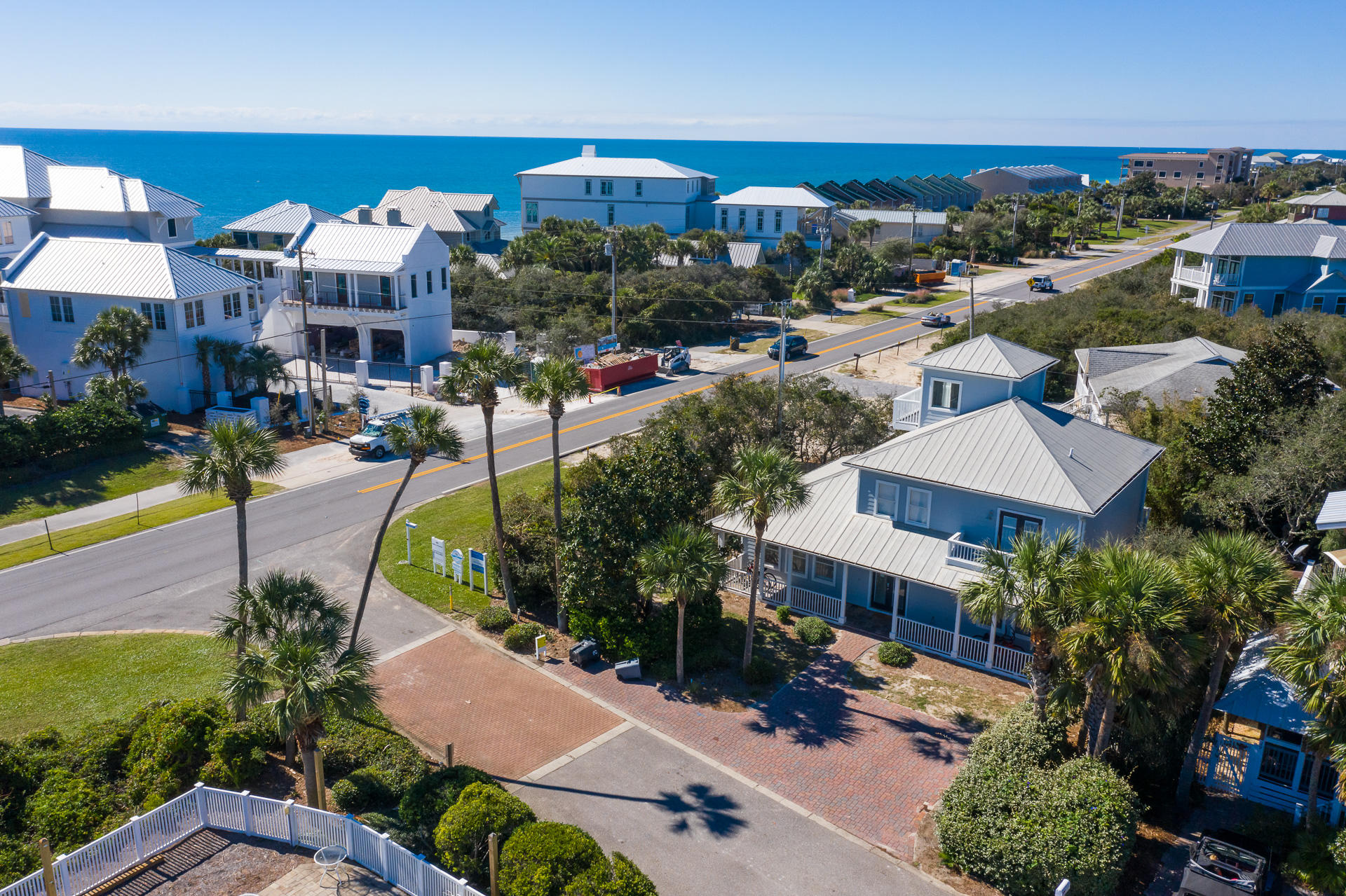 TRANQUIL SHORES - Residential
