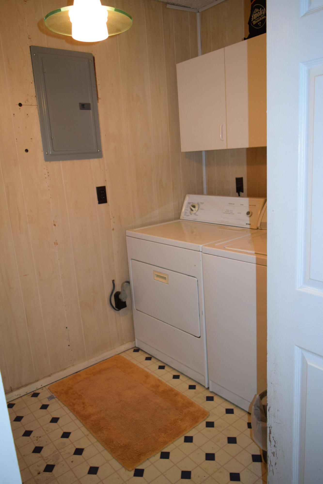 SPRINGDALE - Residential Lease