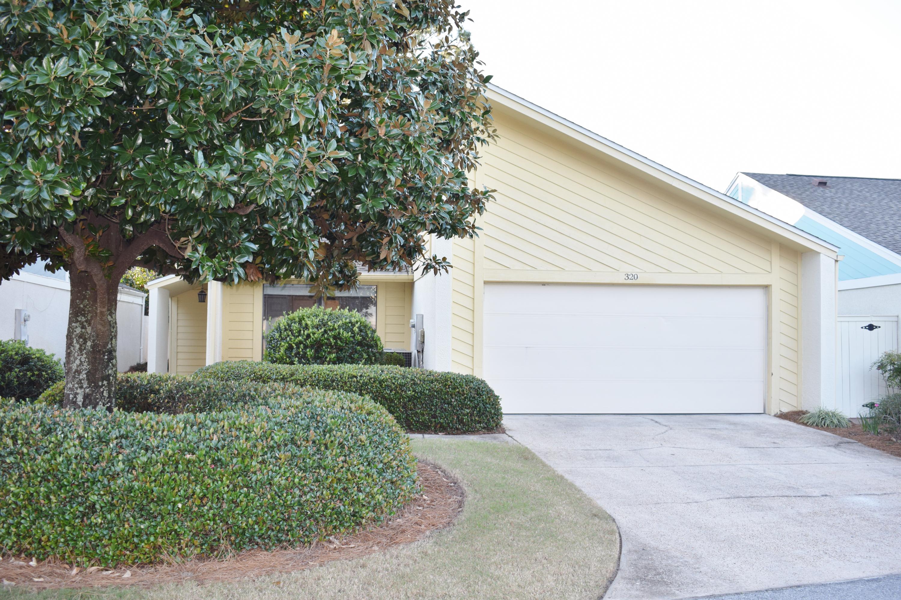 Single family home in Sandestin with a 2-car garage, newly renovated kitchen and enclosed backyard! Come see what all a Resort Community has to offer. Amenities available with the lease of this home (for a one-time, $150 administrative fee per lease term) are daily kayak, bike and boogie board rentals, daily tennis court time, fitness club access (with spa and steam rooms), access to the resorts four pools, and discounts on golf and beach set-ups. This is in addition to any amenities specific to this property's neighborhood and is an exclusive offering with this listing.