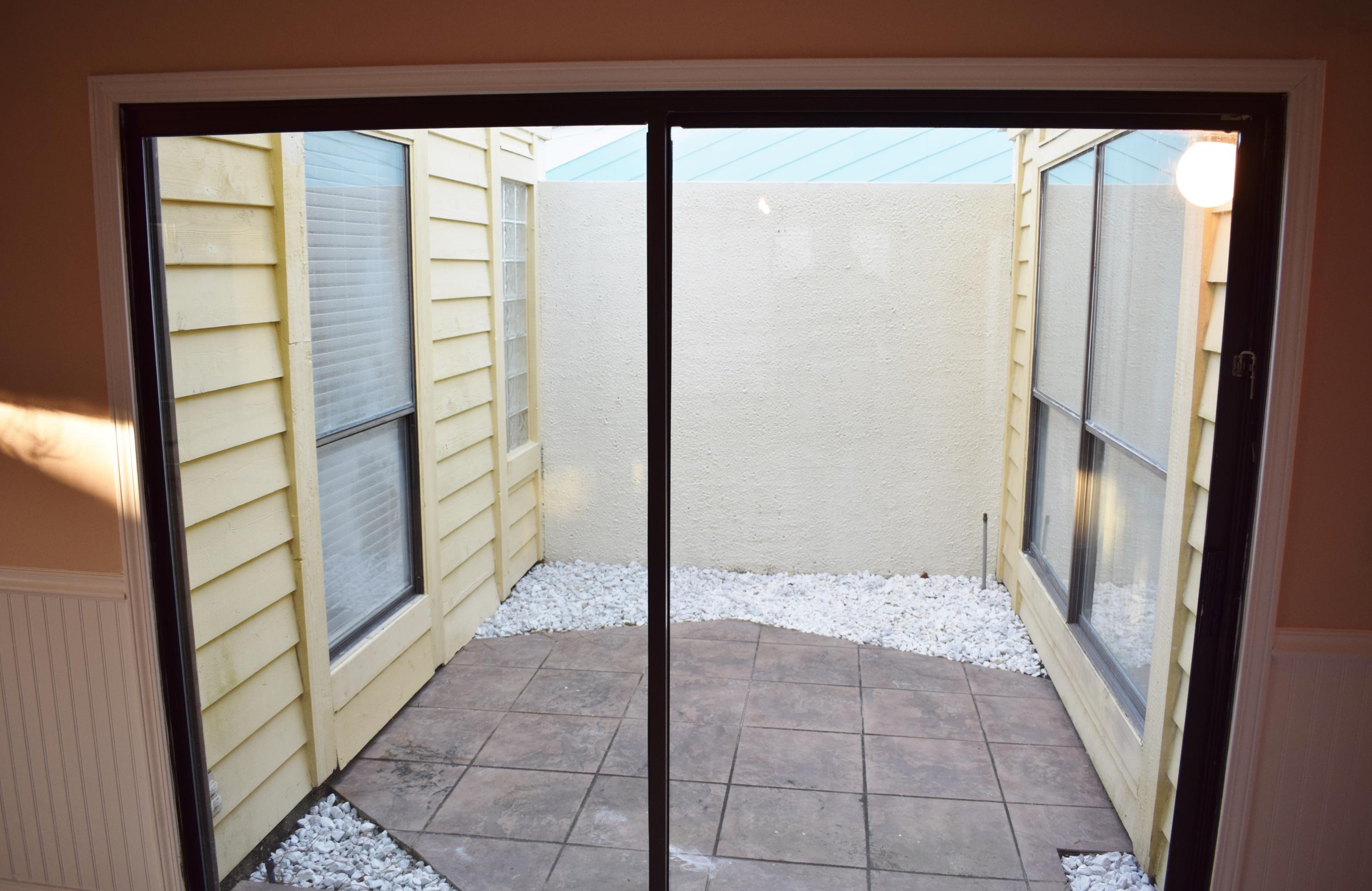 L'ATRIUM - Residential Lease
