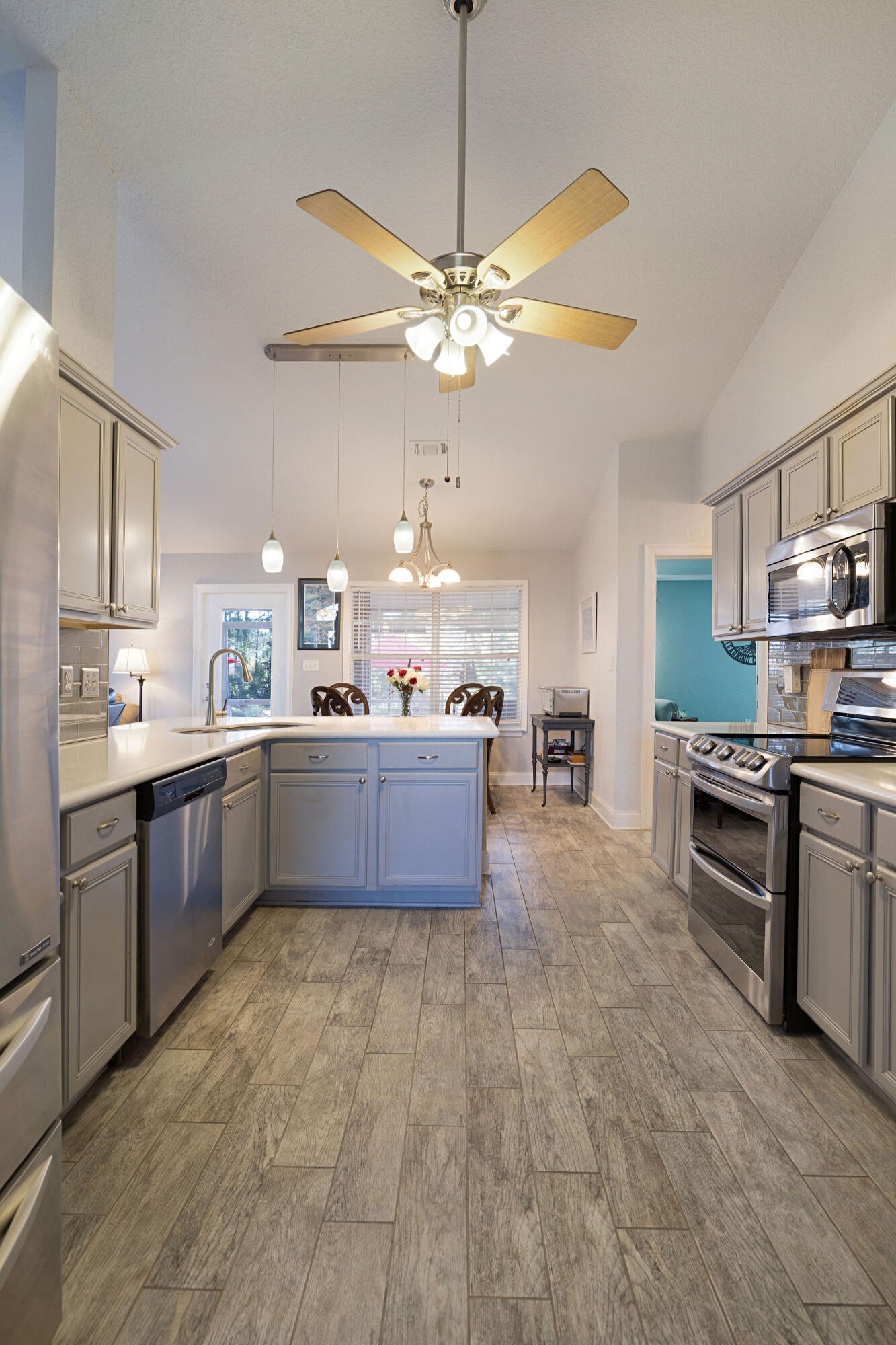 DRIFTWOOD ESTATES - Residential