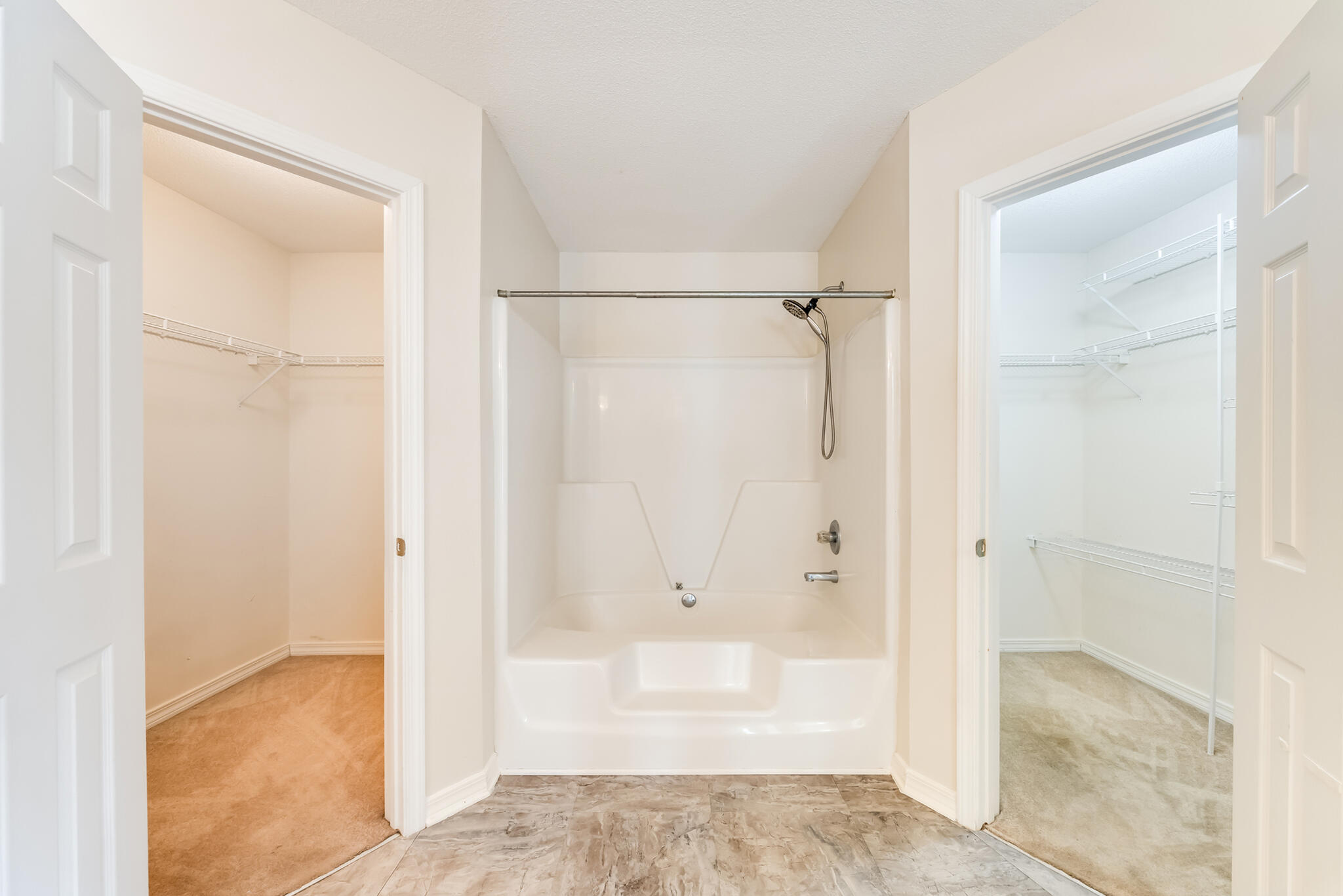 FOXWOOD ADDITION S/D - Residential