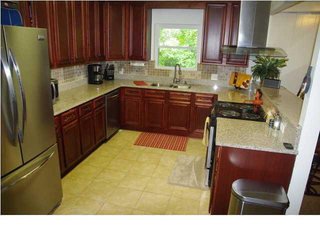 BAYOU POQUITO - Residential