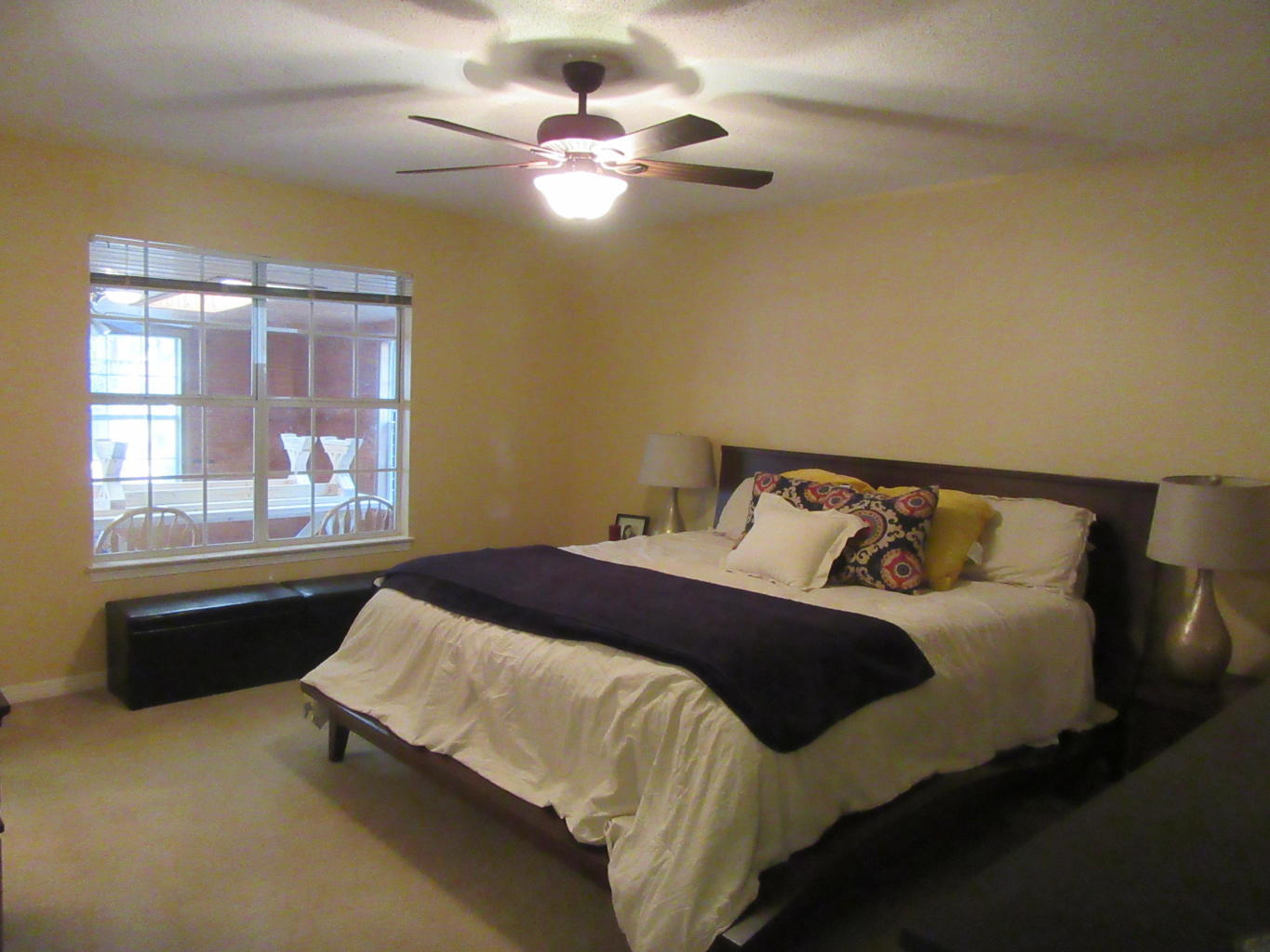 SAVANNAH OAKS - Residential Lease