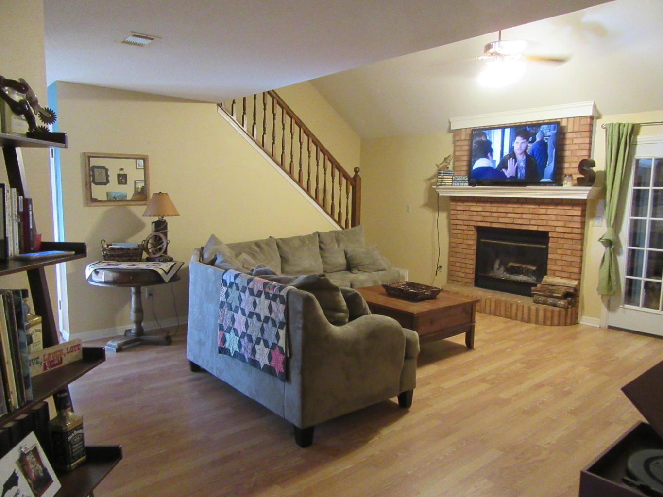 SAVANNAH OAKS - Residential Lease