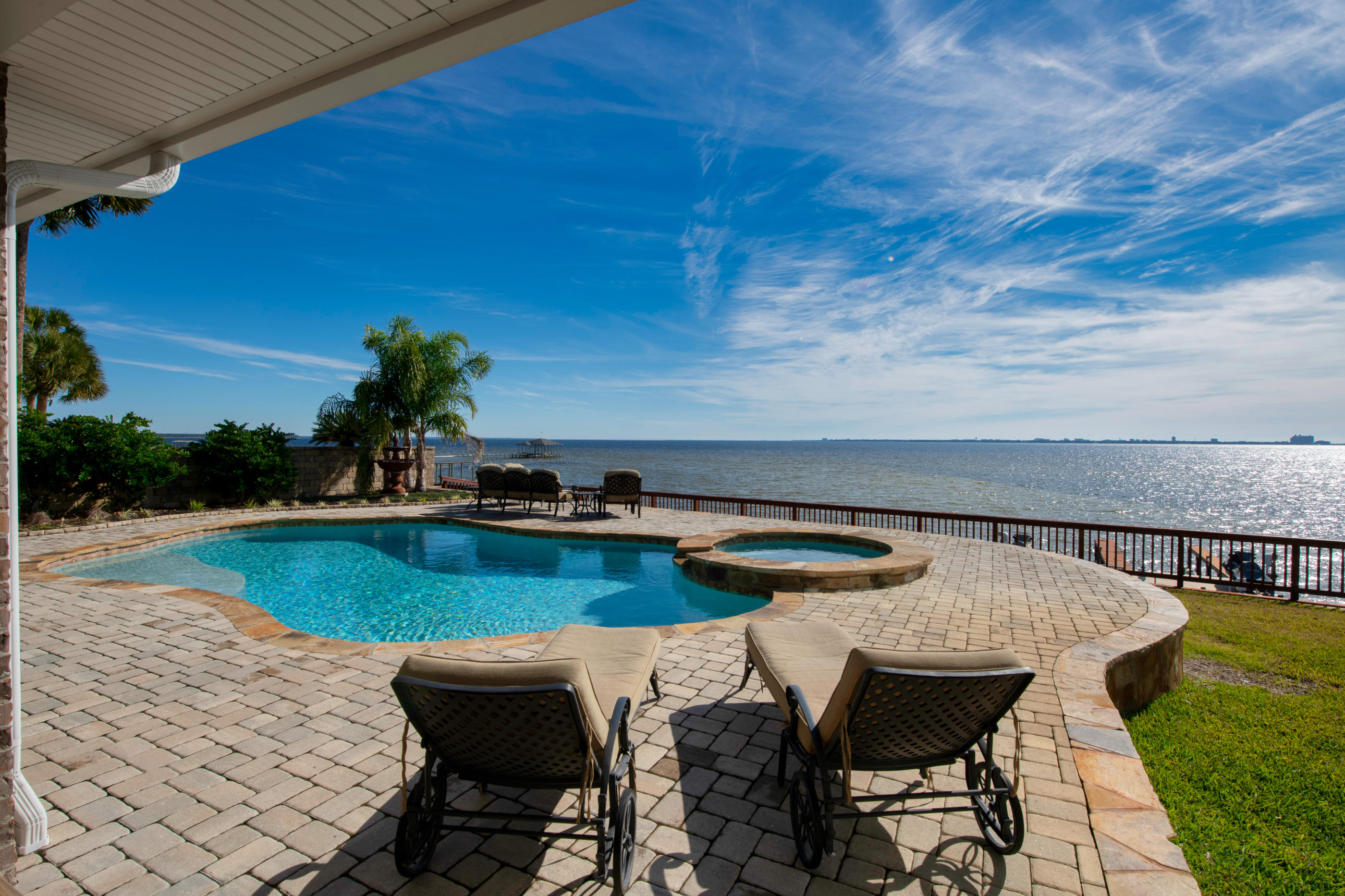 SHALIMAR POINTE S/D - Residential