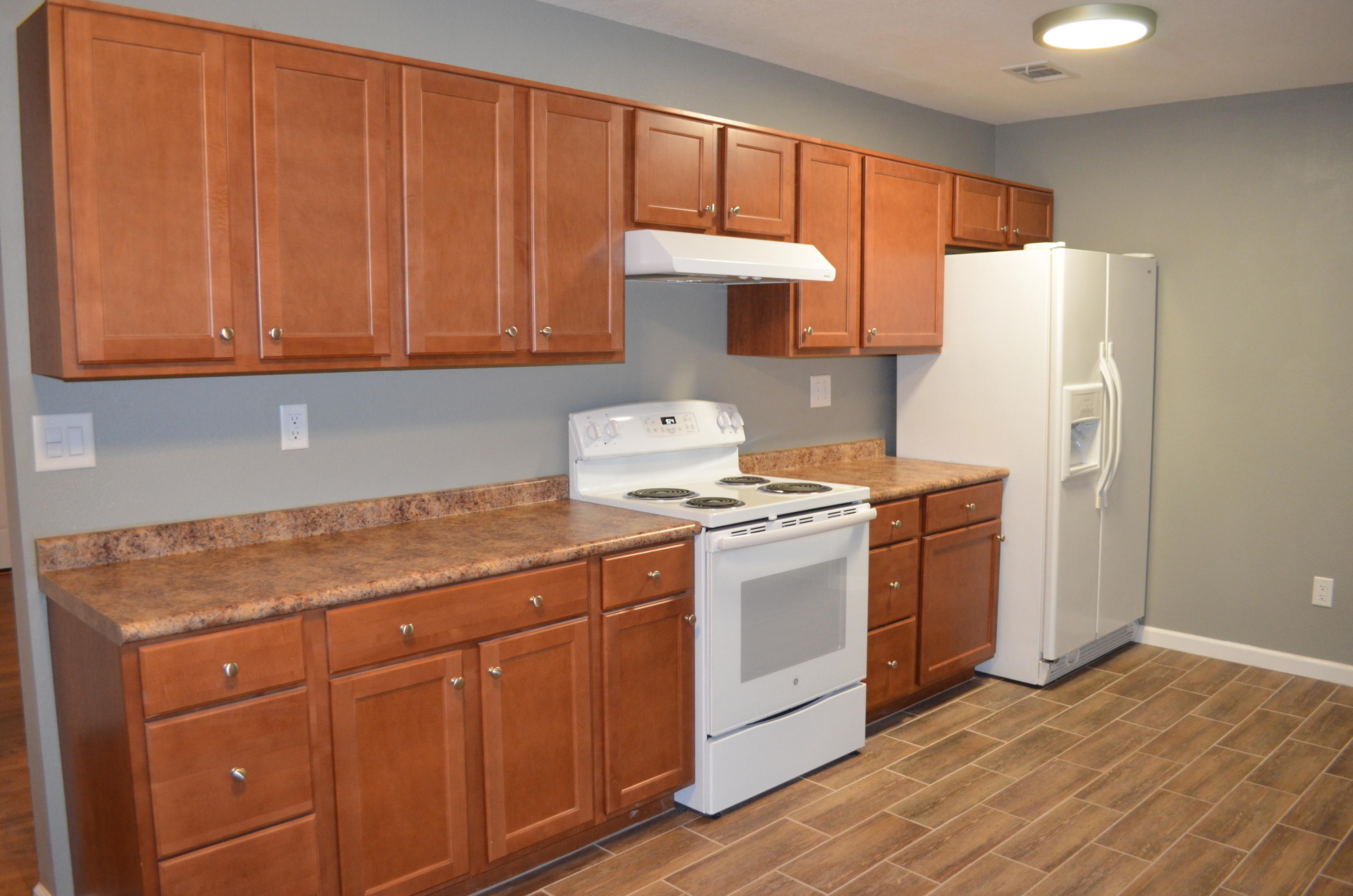 CAROL ANNE MANOR 1ST ADDN - Residential Lease