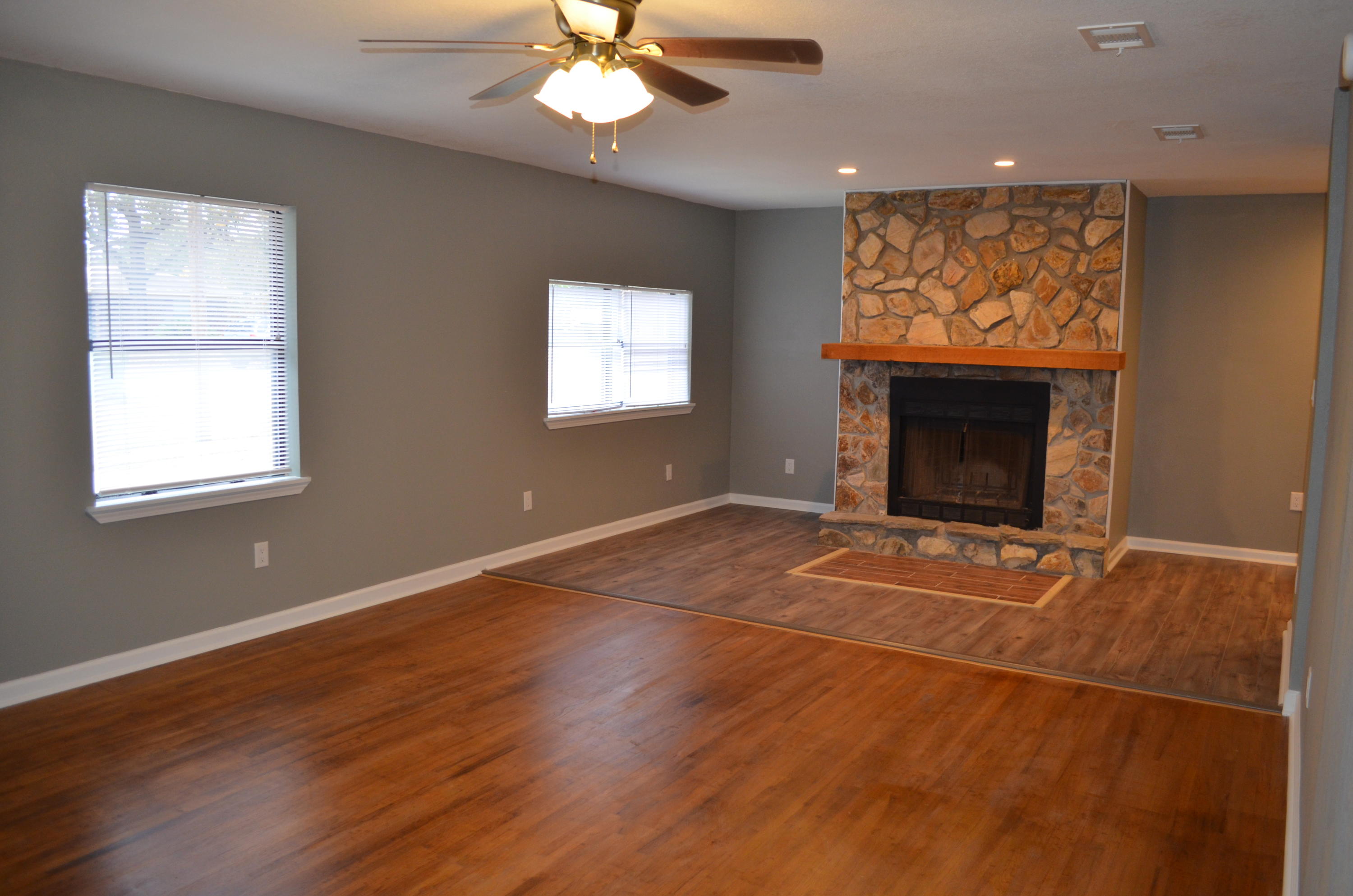 CAROL ANNE MANOR 1ST ADDN - Residential Lease