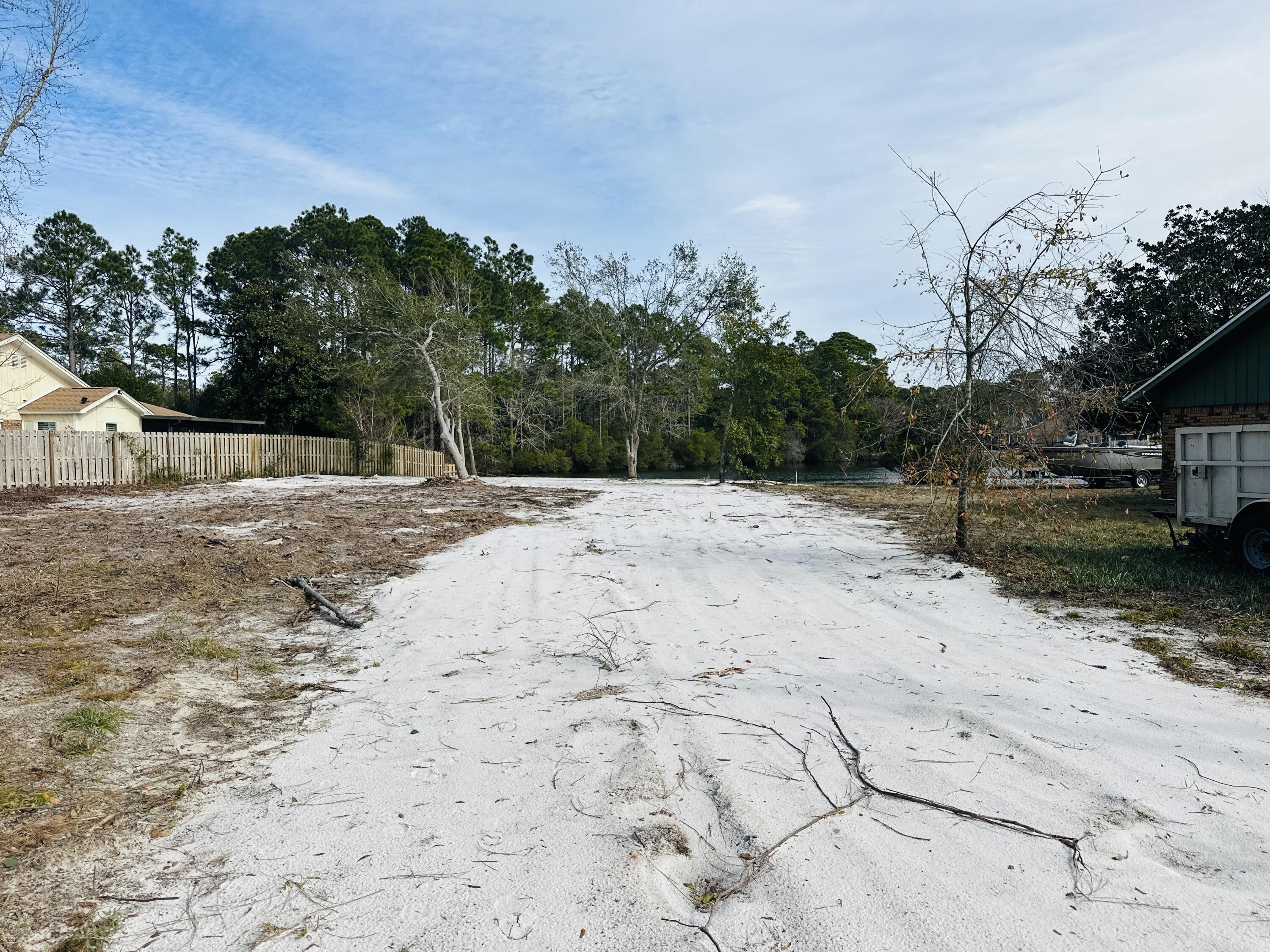 TIMBER CREEK ESTATES - Land