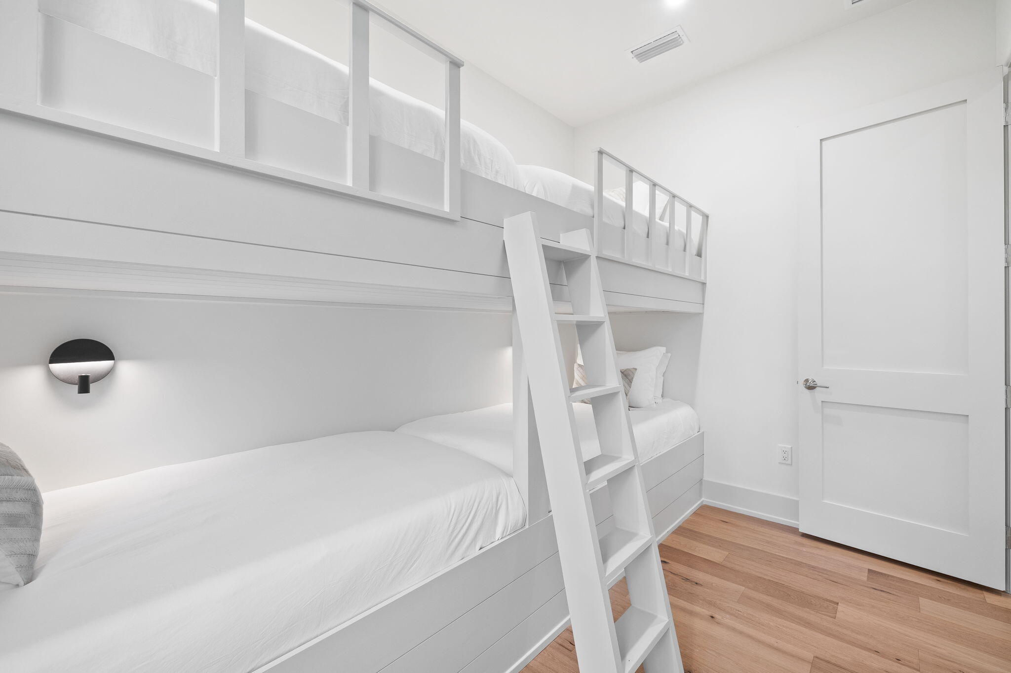 SWEET BAY - Residential