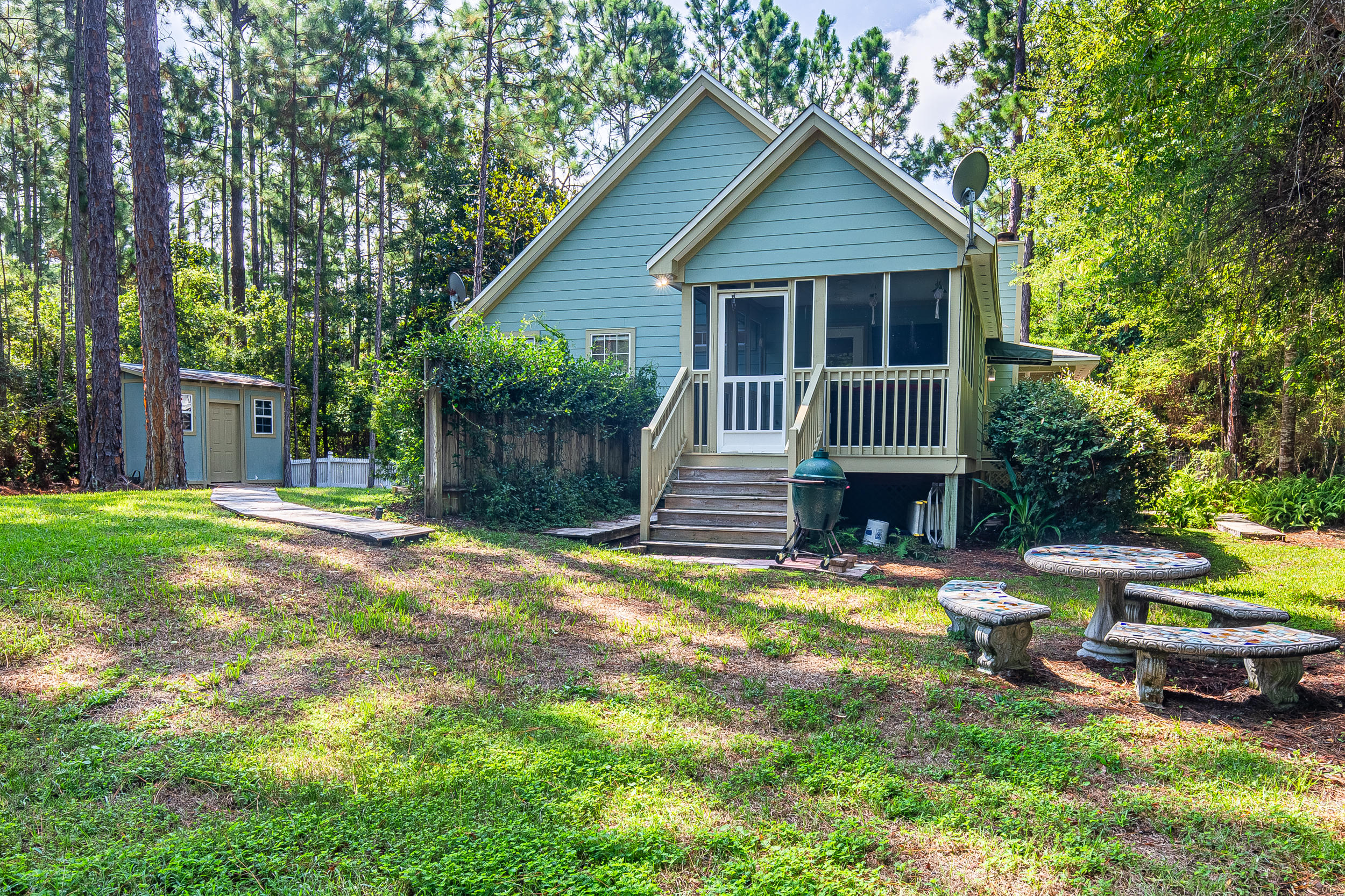 MAGNOLIA BEACH - Residential
