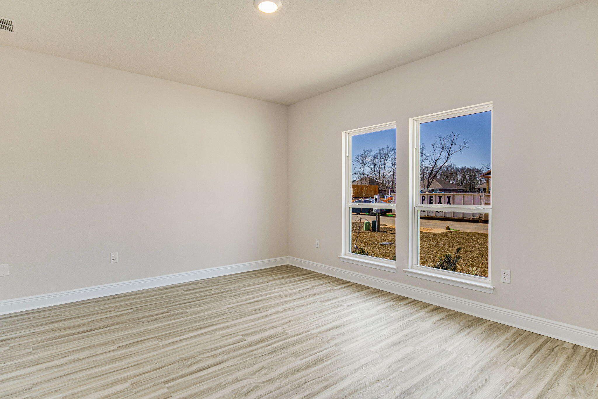 PLANTATION WOODS - Residential