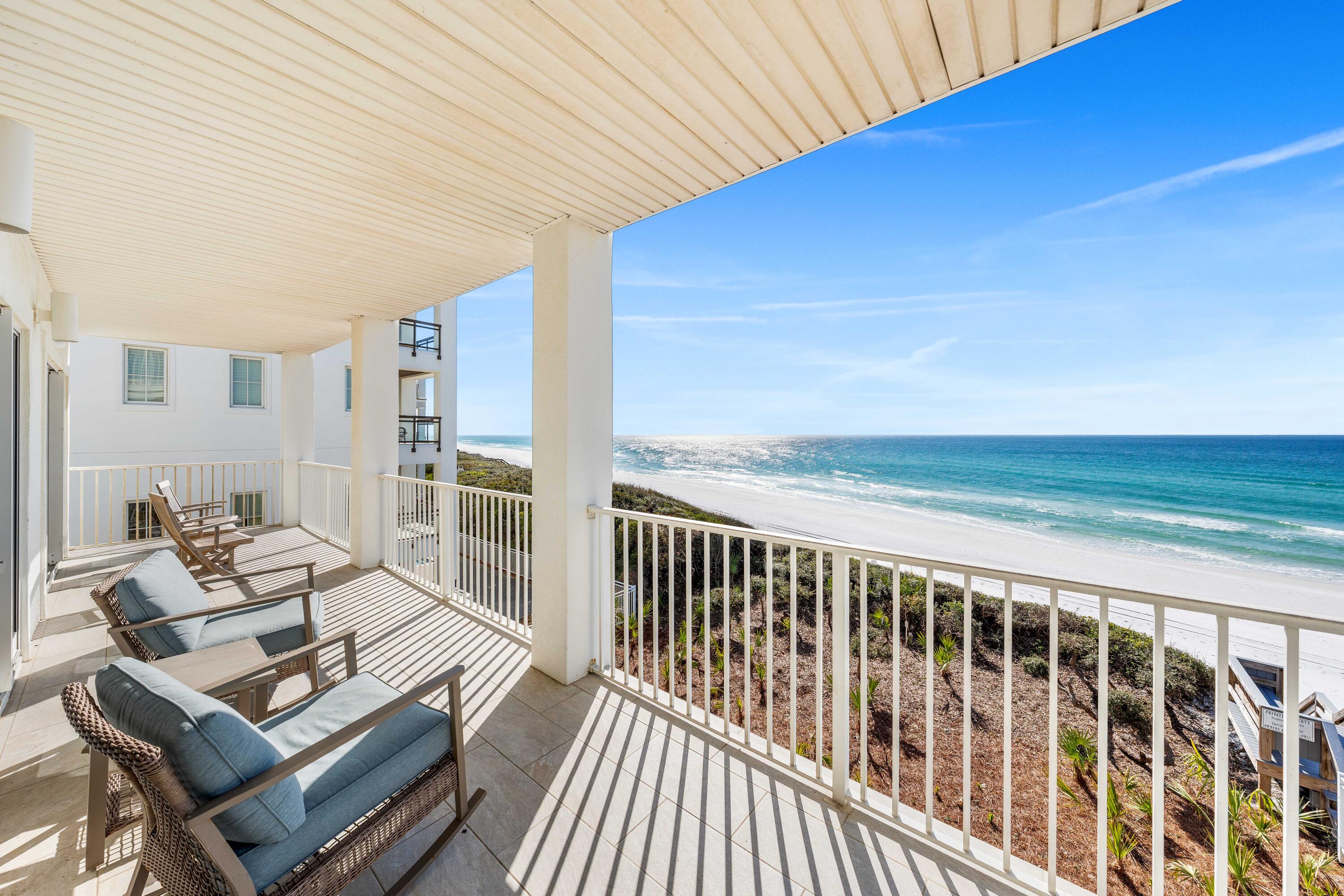 EMERALD SURF VILLAS - Residential