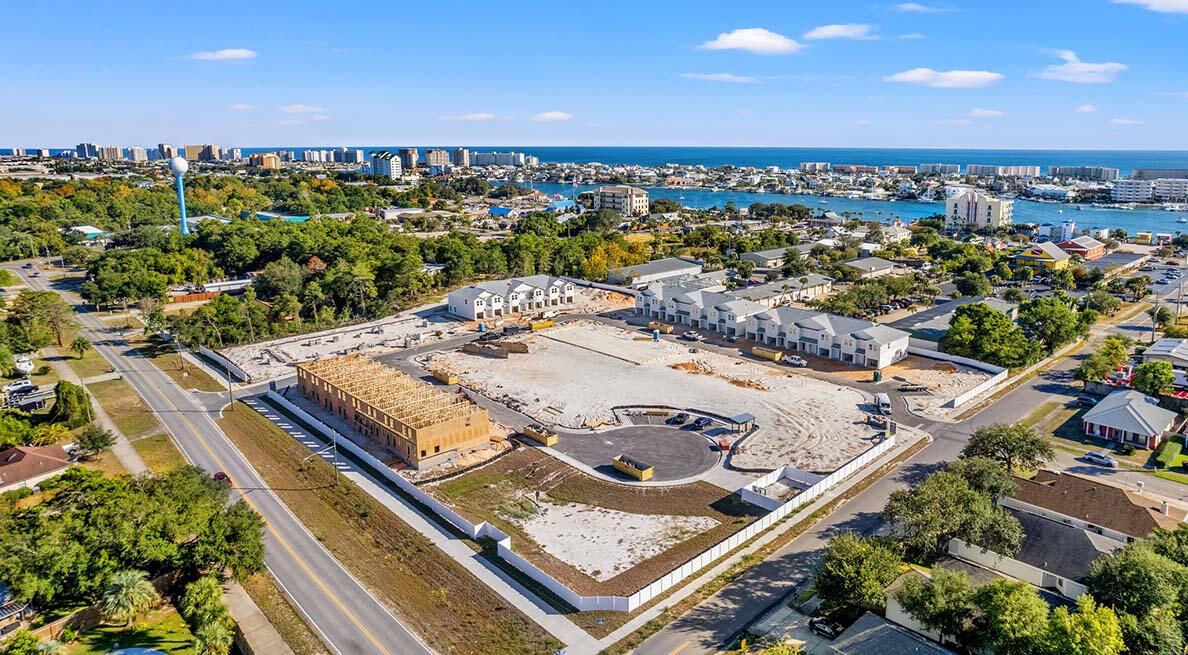 Hawk's Landing Townhomes - Residential