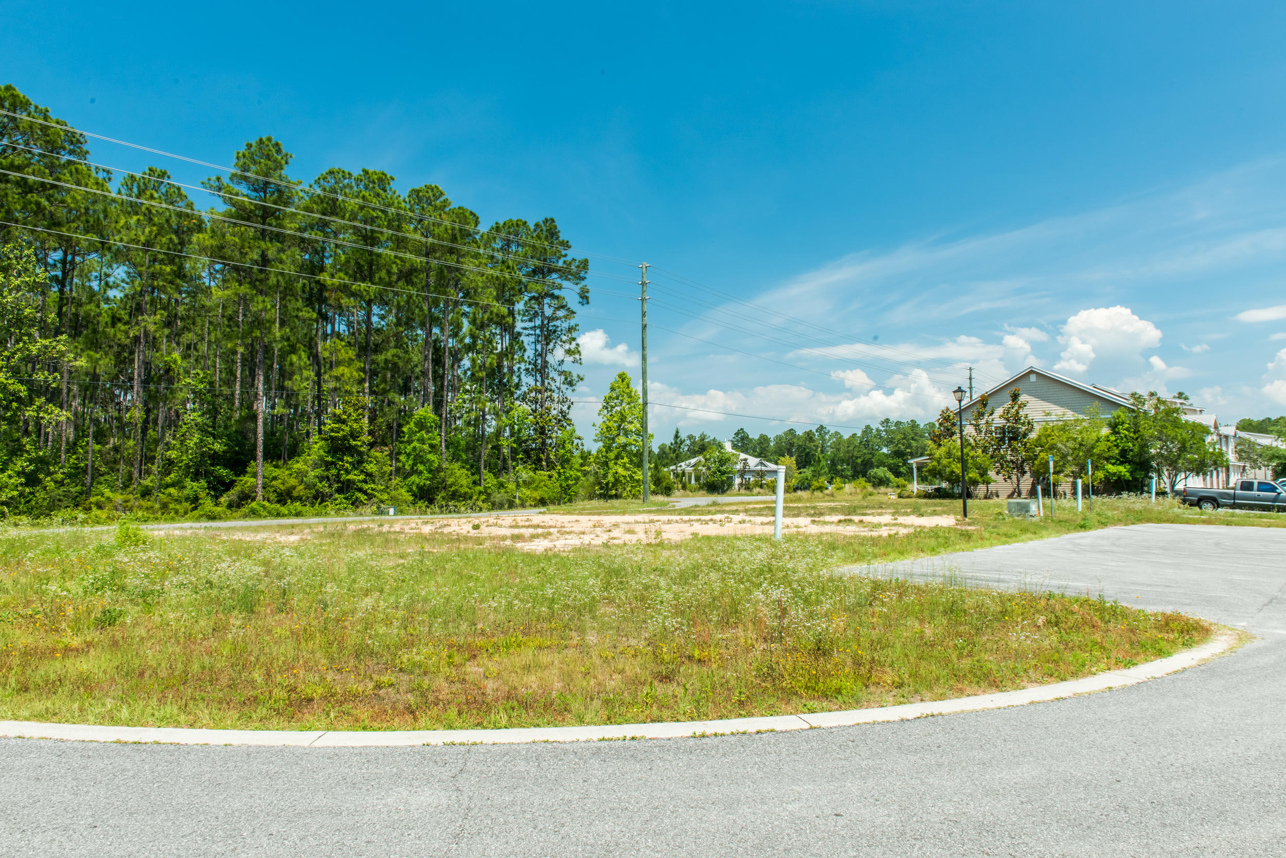 VERANDAS AT FREEPORT - Residential