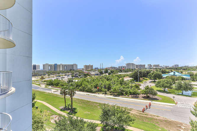 THE PALMS OF DESTIN - Residential