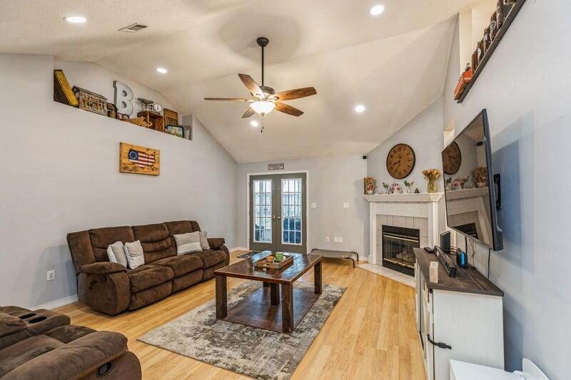 RIVERCHASE S/D PH 2 - Residential