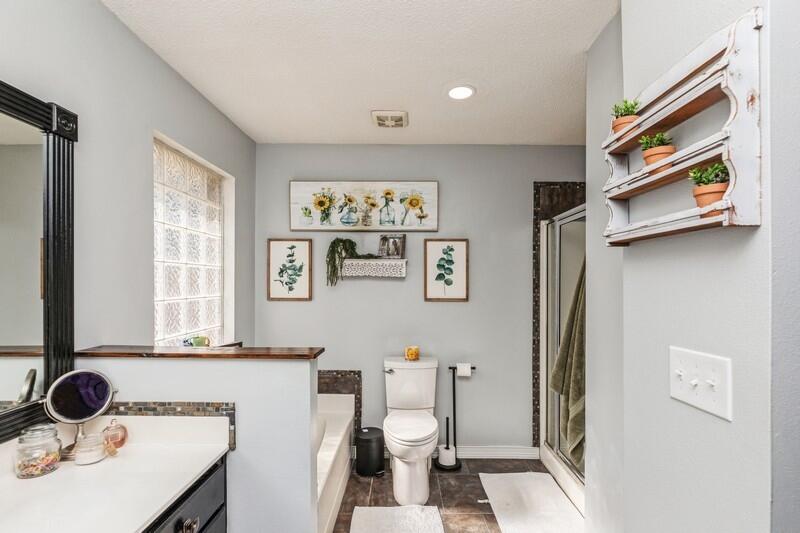 RIVERCHASE S/D PH 2 - Residential