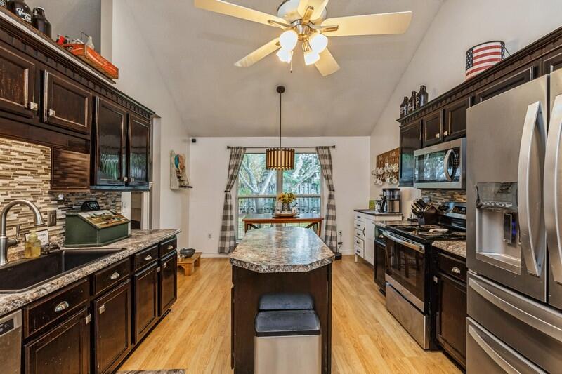 RIVERCHASE S/D PH 2 - Residential