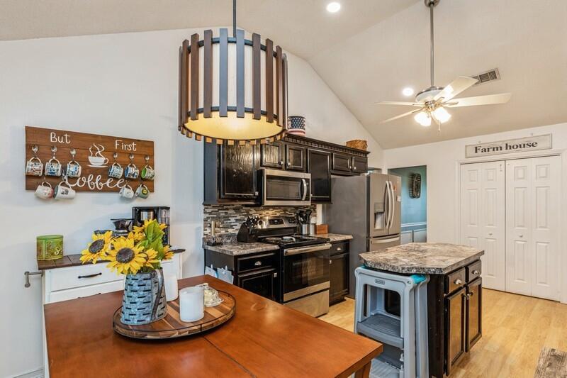 RIVERCHASE S/D PH 2 - Residential