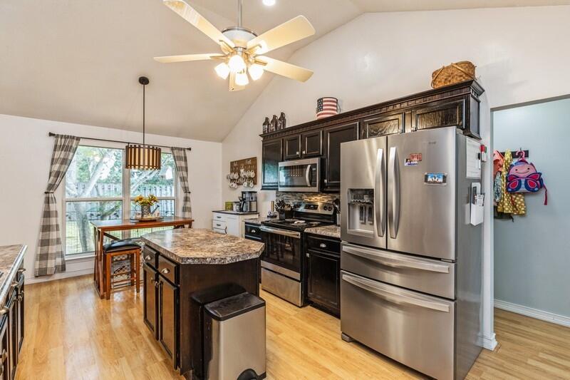 RIVERCHASE S/D PH 2 - Residential