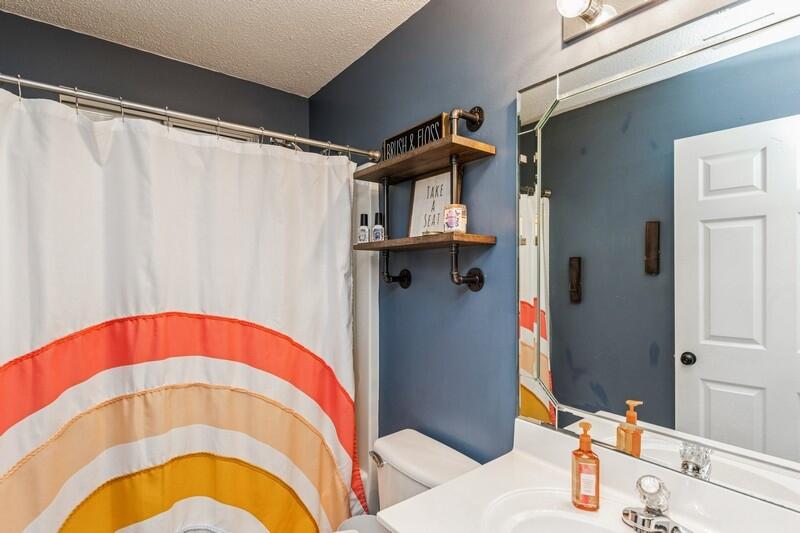 RIVERCHASE S/D PH 2 - Residential