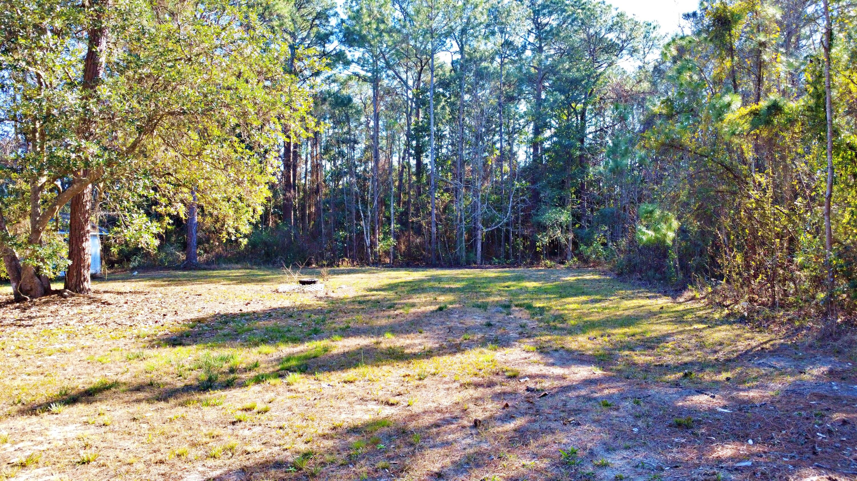 LARKER WOOD ESTATES - Land