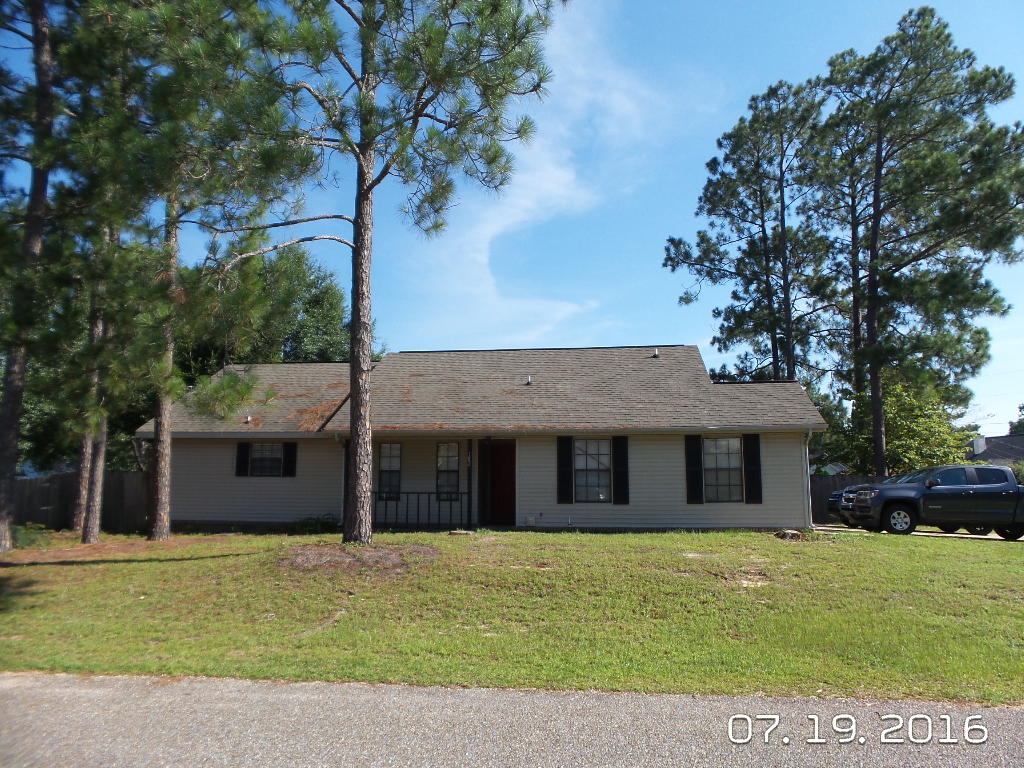 SHOAL TERRACE ESTATES - Residential Lease