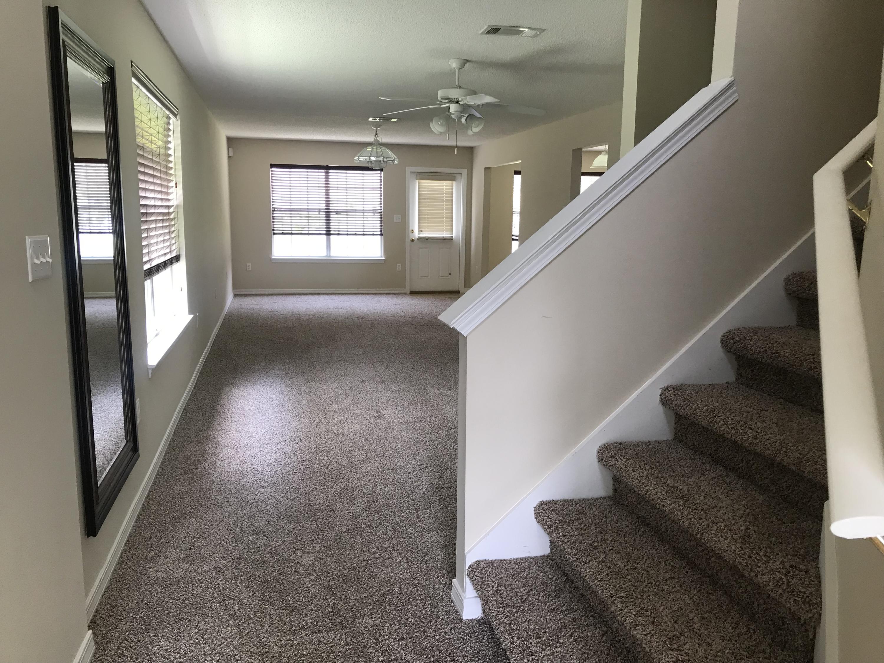 TWIN LAKES ESTATES - Residential Lease