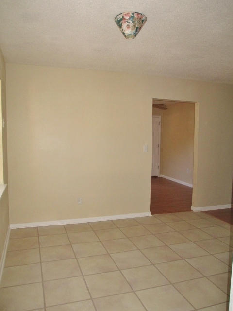 NO RECORDED PROJECT/SUBDIVISON. - Residential Lease