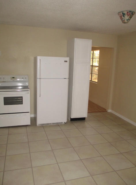 NO RECORDED PROJECT/SUBDIVISON. - Residential Lease