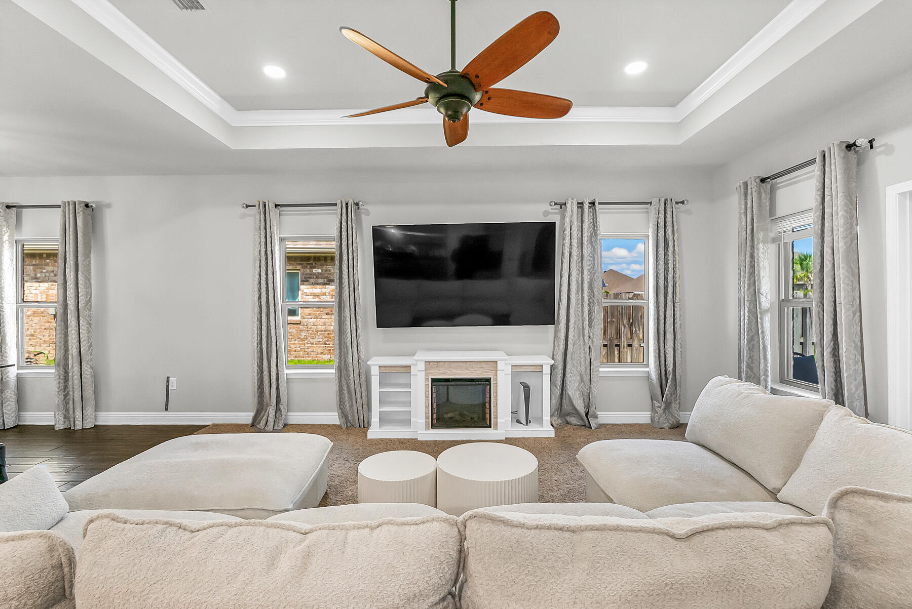 Redstone Commons - Residential Lease